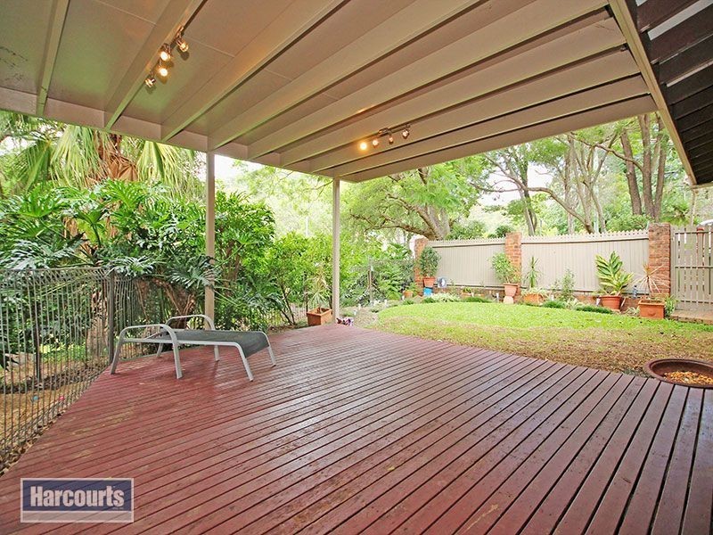 6 Bernarra Street, The Gap QLD 4061