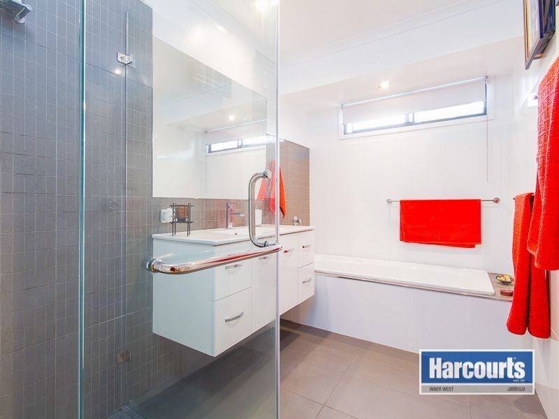 9 Woodmere Street, The Gap QLD 4061