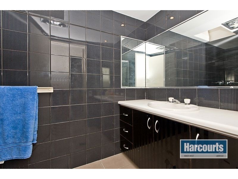 13/14 Greenlanes Road, Ashgrove QLD 4060