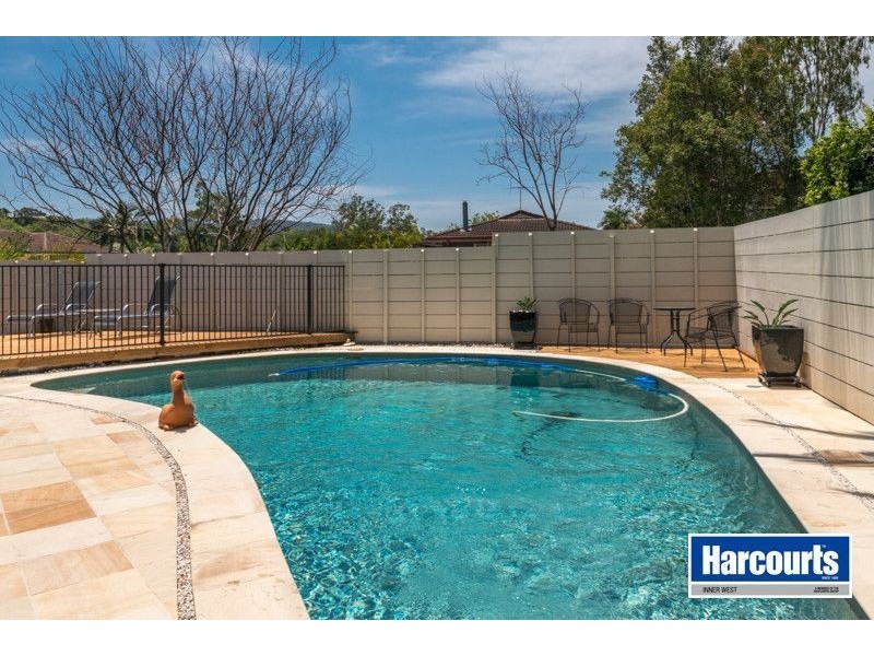 16 Moygara Street, The Gap QLD 4061