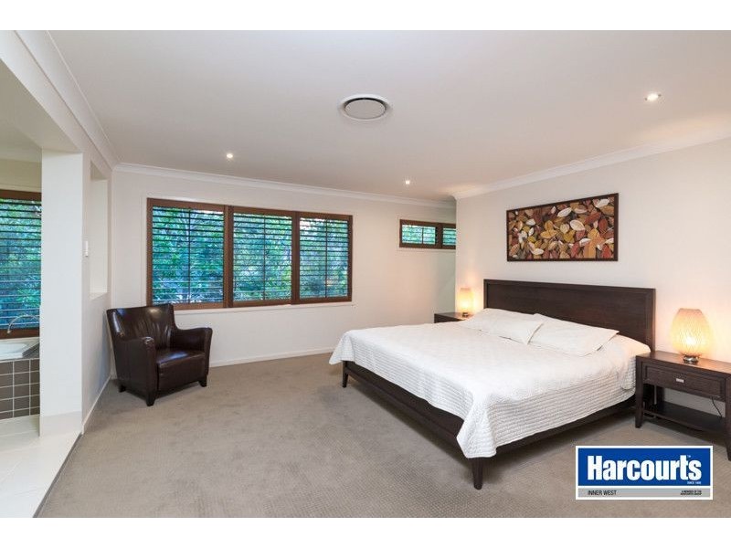 5 Thomsen Court, The Gap QLD 4061