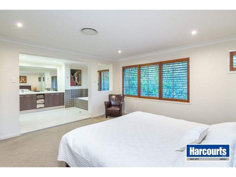 5 Thomsen Court, The Gap QLD 4061