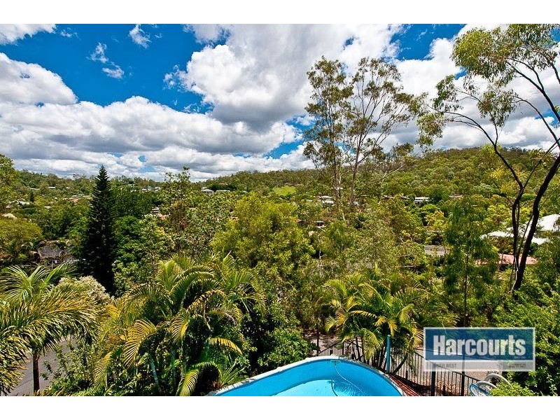 16 Saxonvale Place, The Gap QLD 4061