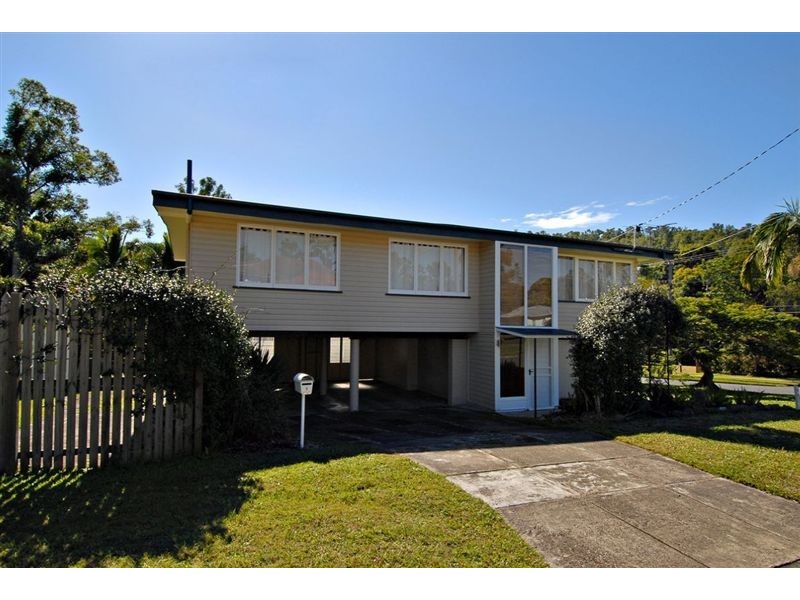 16 Quirk Street, The Gap QLD 4061