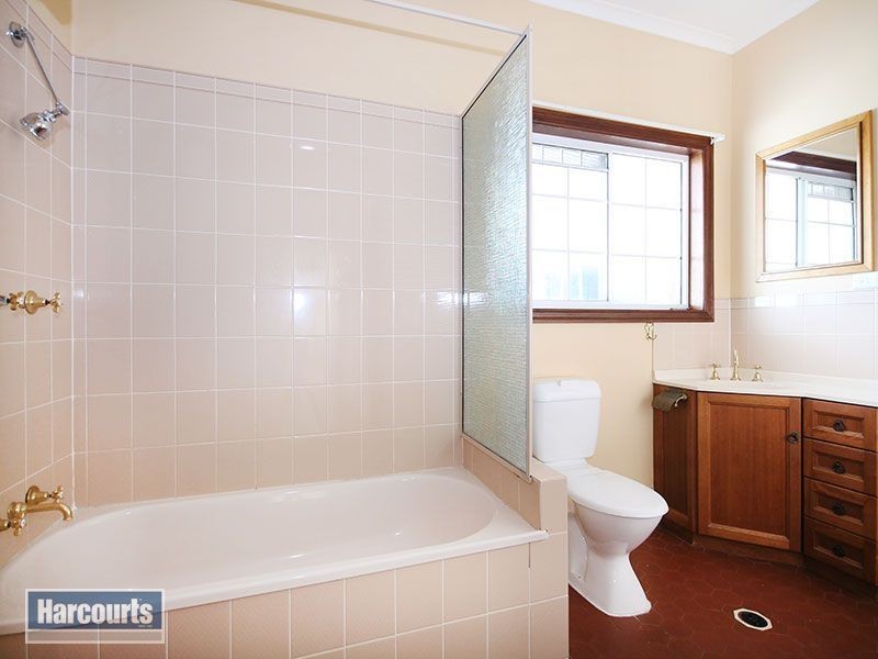 5 Bellerose Street, The Gap QLD 4061