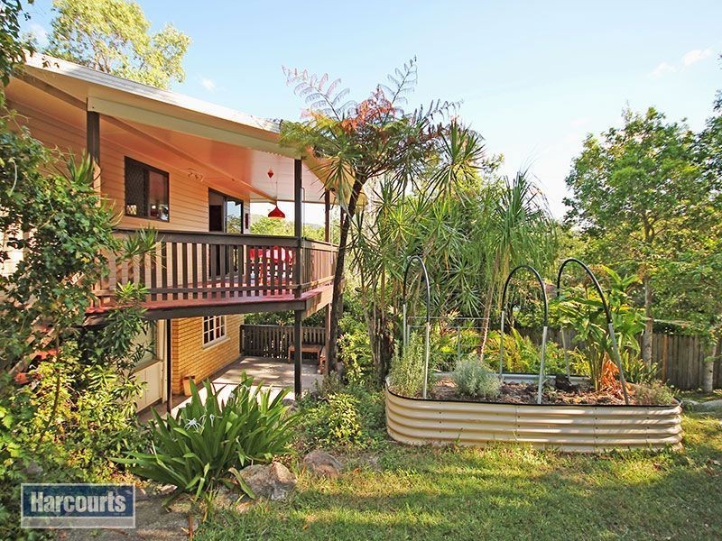33 Kilsby Street, The Gap QLD 4061