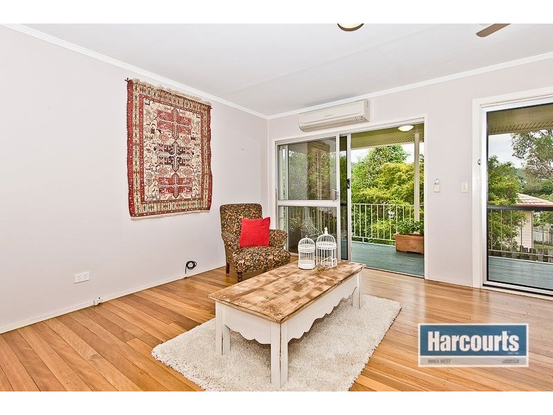 16 Eranga Street, The Gap QLD 4061