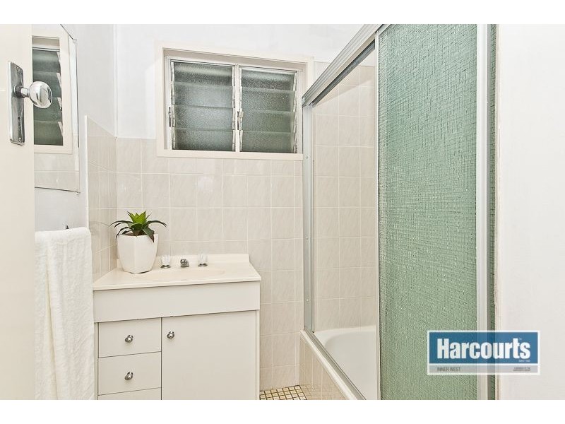16 Eranga Street, The Gap QLD 4061