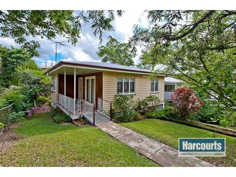 24 Alexandra Street, Bardon QLD 4065