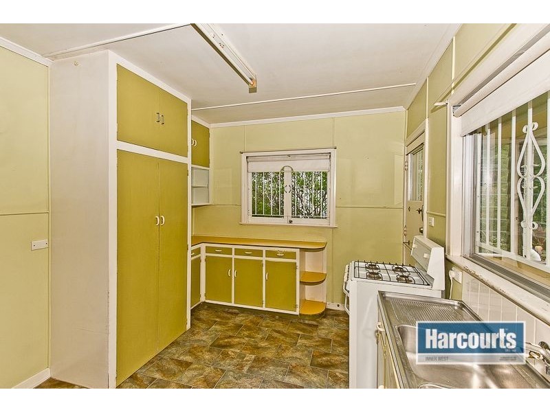 24 Alexandra Street, Bardon QLD 4065