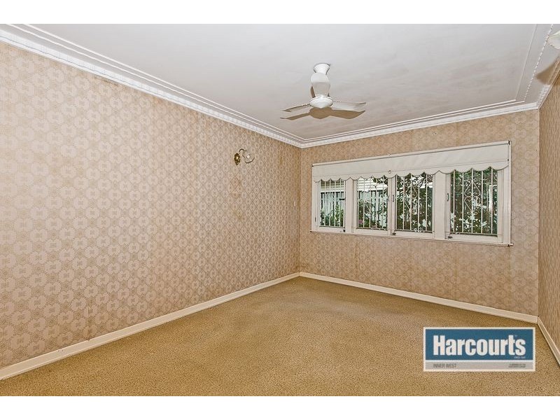 24 Alexandra Street, Bardon QLD 4065