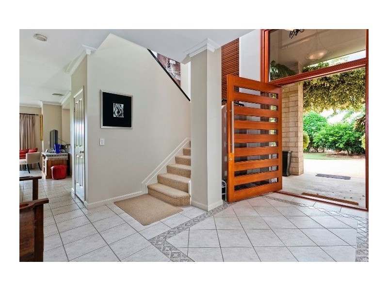 35 Foothill Place, The Gap QLD 4061