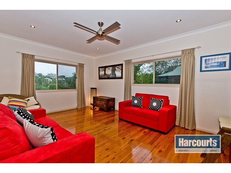 12 Lynwood Court, Ferny Hills QLD 4055