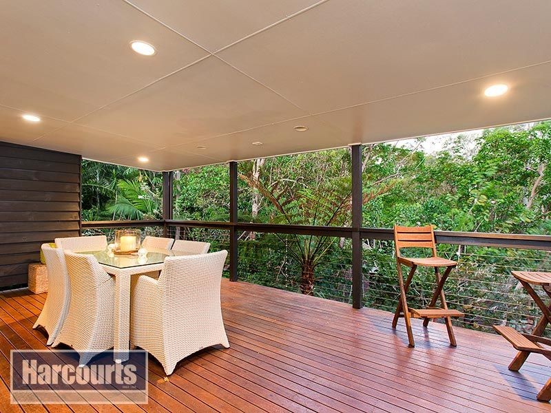 16 Wirlpana Avenue, Ferny Hills QLD 4055