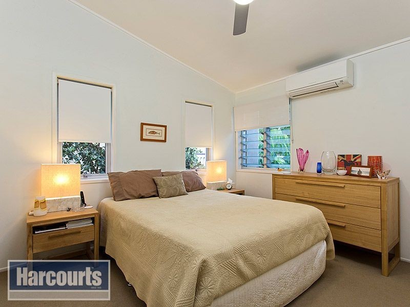 16 Wirlpana Avenue, Ferny Hills QLD 4055