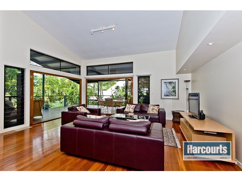 17 Davander Close, The Gap QLD 4061