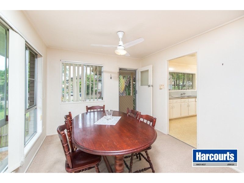 25 Eranga Street, The Gap QLD 4061