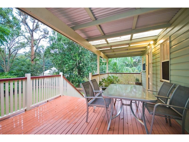 37 Shaw Street, Bardon QLD 4065