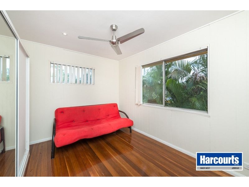 15 Carrama Crescent, Ferny Hills QLD 4055