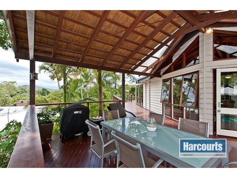 40 Tilquin Street, The Gap QLD 4061