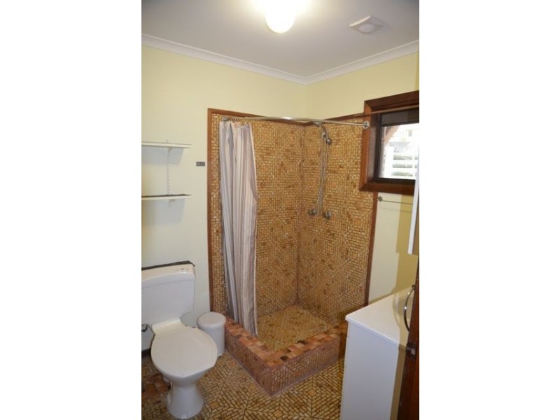 11 Blucher Ave, The Gap QLD 4061