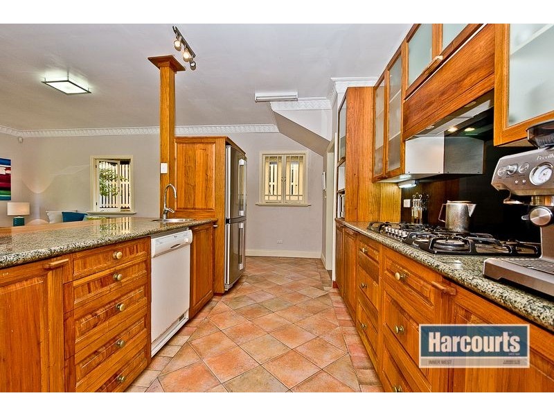 38 Grevillea Road, Ashgrove QLD 4060