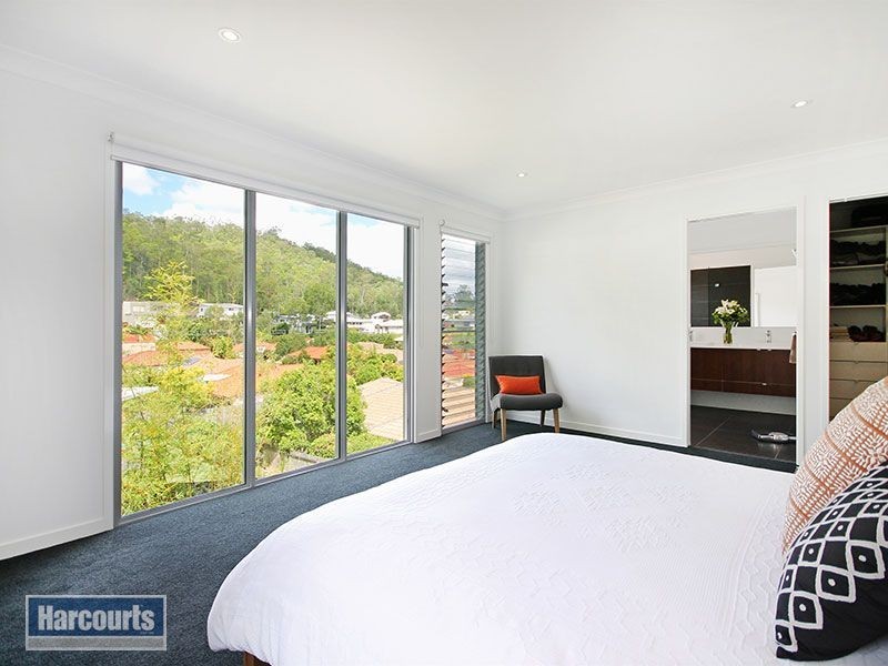 7 Kilbowie Street, The Gap QLD 4061