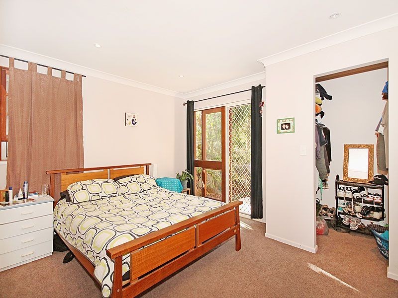 29 Fletcher Parade, Bardon QLD 4065