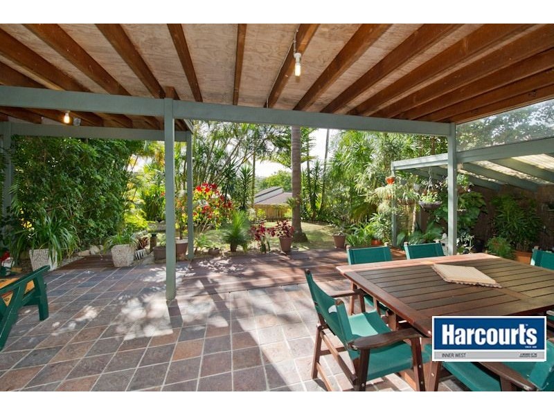 17 Tarpon Street, The Gap QLD 4061