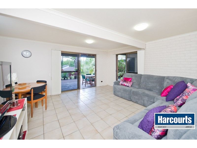 17 Tarpon Street, The Gap QLD 4061