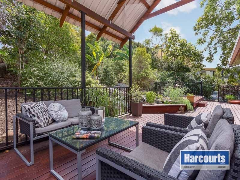19 Highgrove Court, The Gap QLD 4061