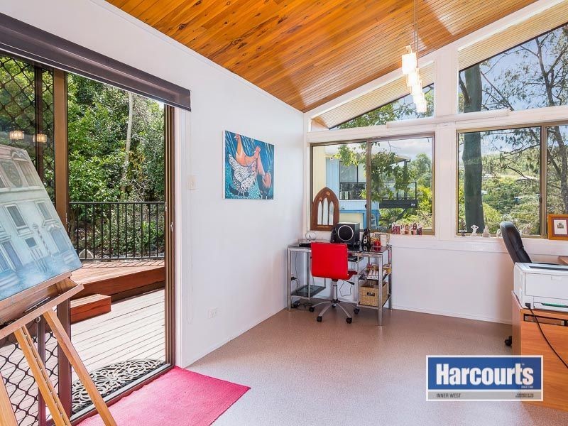 19 Highgrove Court, The Gap QLD 4061