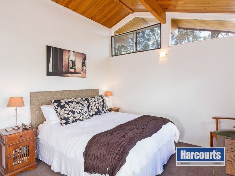 19 Highgrove Court, The Gap QLD 4061
