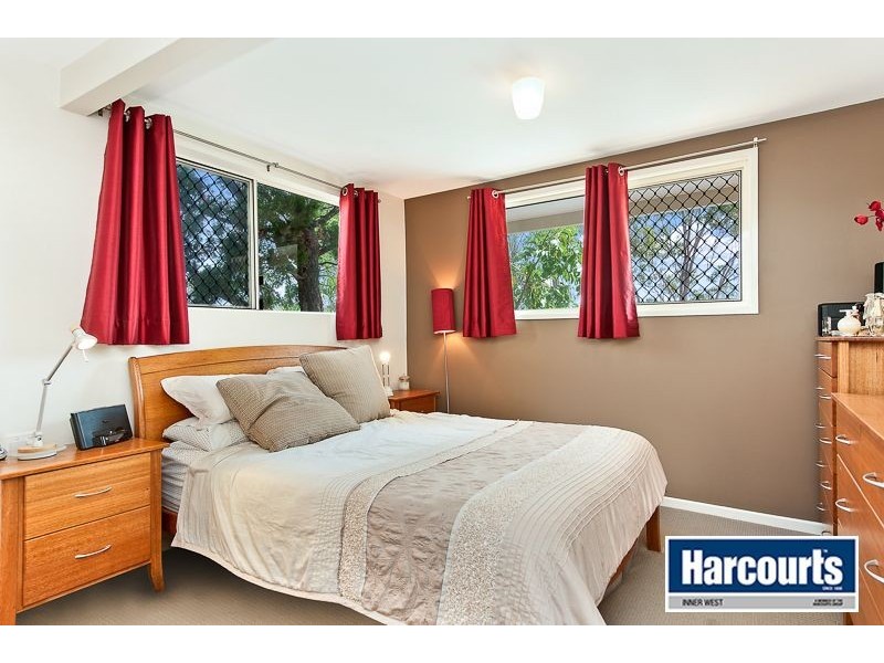 5 Byambee Street, Kenmore QLD 4069