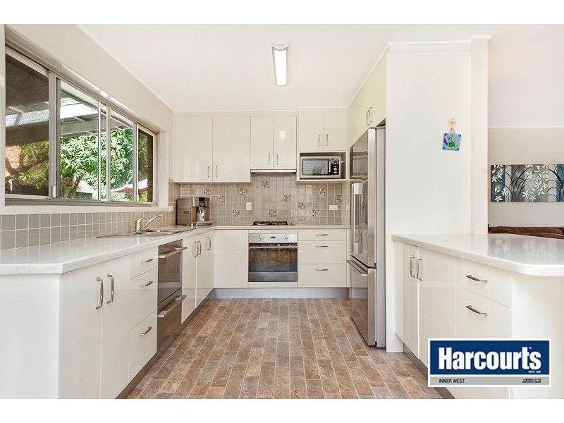 5 Byambee Street, Kenmore QLD 4069