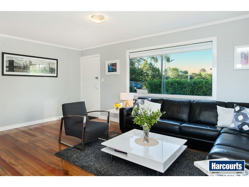 23 Plucks Road, Arana Hills QLD 4054