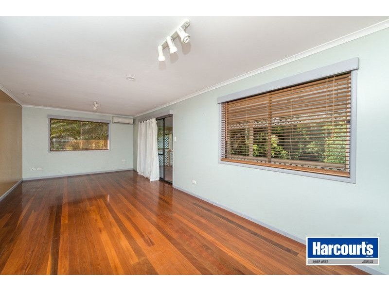 9 Grimsby Street, The Gap QLD 4061