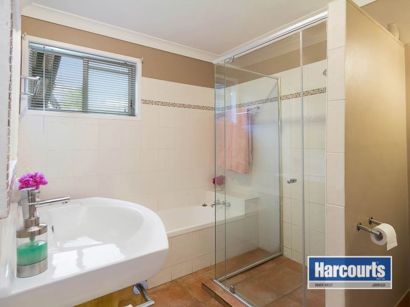 17 Toolara Street, The Gap QLD 4061