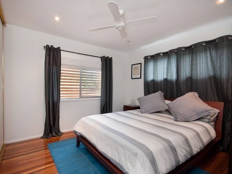 1 School Road, The Gap QLD 4061