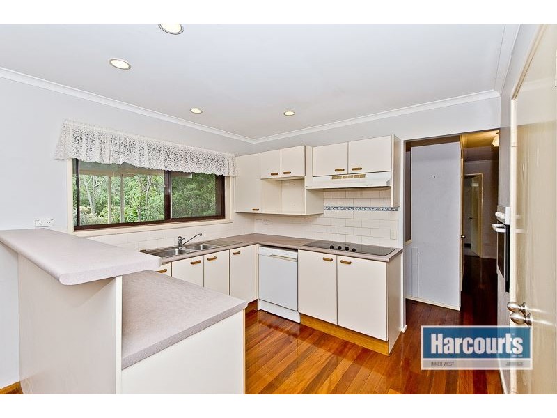 18 Barrabooka Drive, The Gap QLD 4061