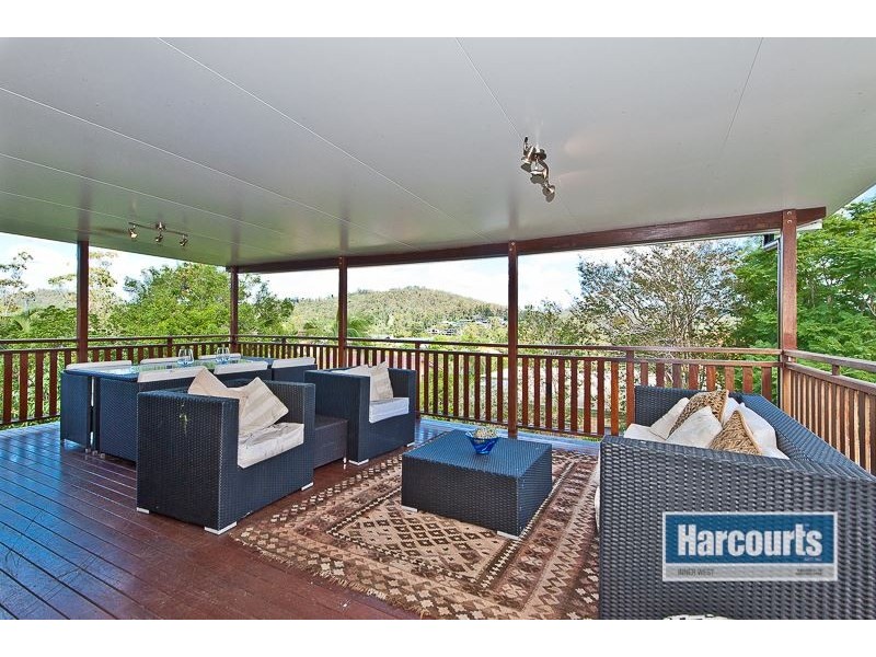 1 Penley Street, The Gap QLD 4061