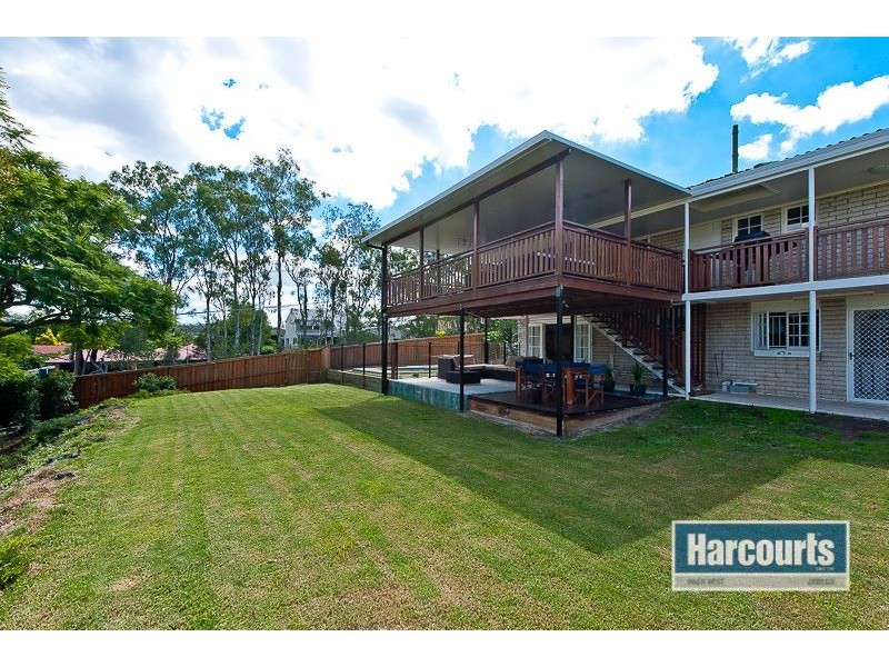 1 Penley Street, The Gap QLD 4061