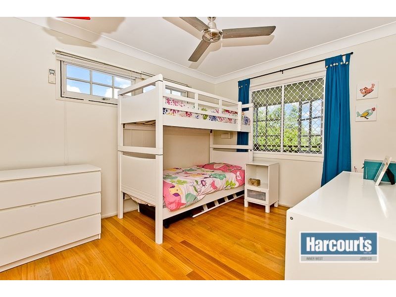 1 Penley Street, The Gap QLD 4061