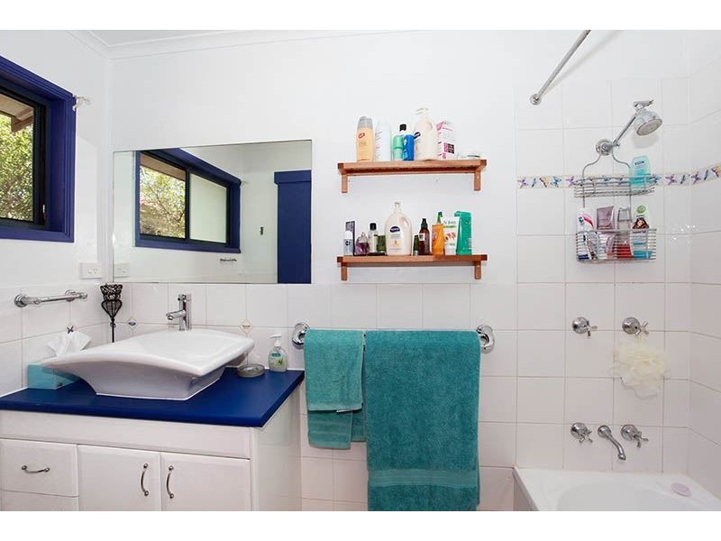 9 Wirlpana Avenue, Ferny Hills QLD 4055