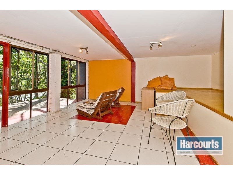 9 Wirlpana Avenue, Ferny Hills QLD 4055