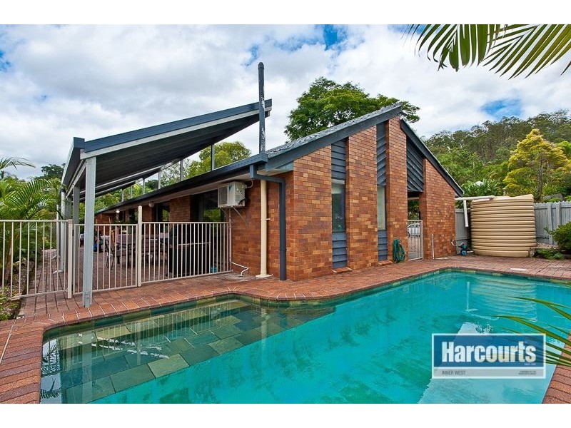 20 Bunratty Street, The Gap QLD 4061