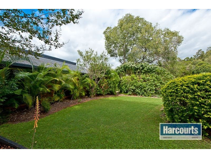 20 Bunratty Street, The Gap QLD 4061