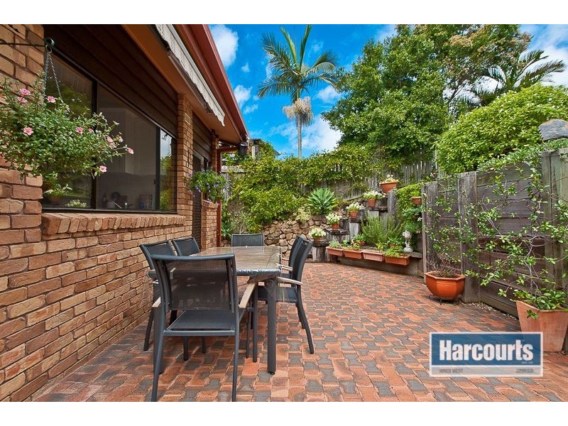 16 Grimsby Street, The Gap QLD 4061