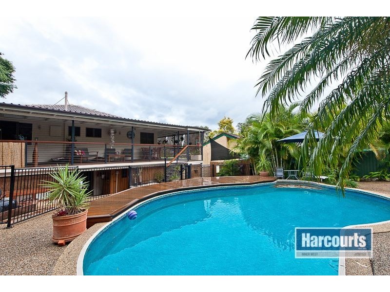 24 Corang Crescent, Ferny Hills QLD 4055