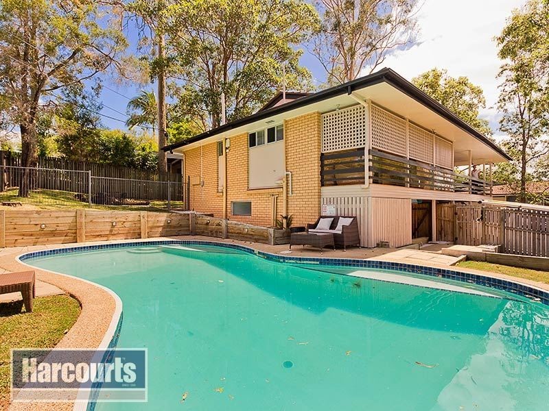 105 Yoorala Street, The Gap QLD 4061